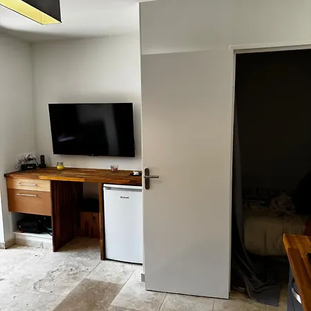 Furnished 2-room With Terrace