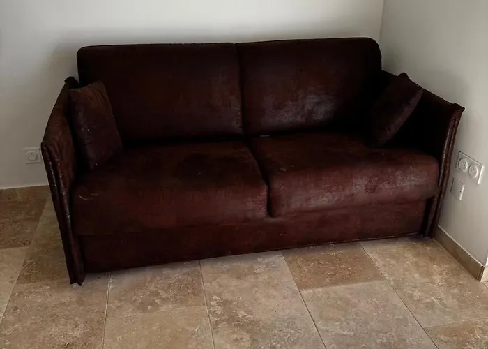 Furnished 2-room With Terrace Apartmán