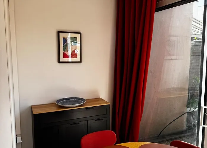 Furnished 2-room With Terrace Apartmán Agde